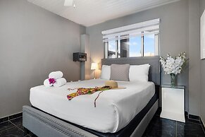 Charming Home With Big Outdoors Pool in Noord