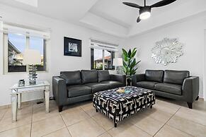 Charming Home With Big Outdoors Pool in Noord