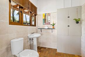 Spacious 4BR Villa Private Pool Cozy Location