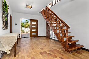 Spacious 4BR Villa Private Pool Cozy Location