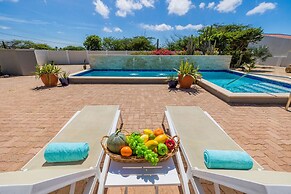 Spacious 4BR Villa Private Pool Cozy Location