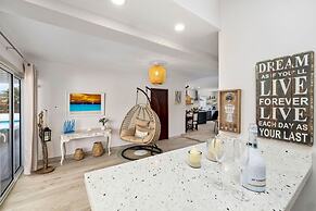 Secluded Beachfront Gem Pool Patio View BBQ