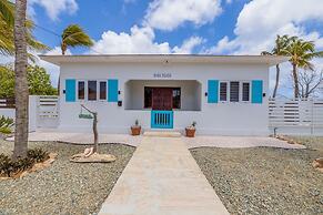 Secluded Beachfront Gem Pool Patio View BBQ