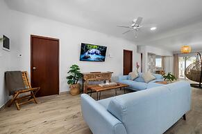 Secluded Beachfront Gem Pool Patio View BBQ