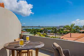 Ocean View 5BR Villa Steps to Beach Privatepool