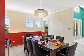 Ocean View 5BR Villa Steps to Beach Privatepool