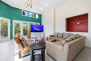 Ocean View 5BR Villa Steps to Beach Privatepool