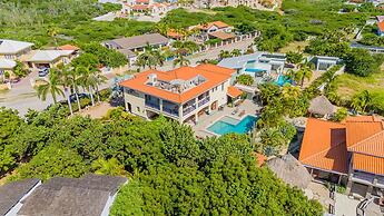 Ocean View 5BR Villa Steps to Beach Privatepool