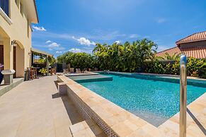 Ocean View 5BR Villa Steps to Beach Privatepool