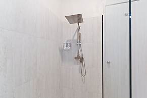 NEW Lux 4BR Villa w Private Pool Walk to Beach