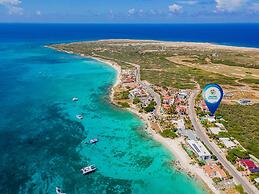 NEW Luxury 4BR Beachfront Villa w Infinity Pool