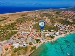 NEW Luxury 4BR Beachfront Villa w Infinity Pool