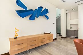 NEW Luxury 4BR Beachfront Villa w Infinity Pool