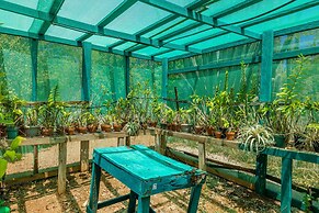 NEW Luxury 4BR Beachfront Villa w Infinity Pool