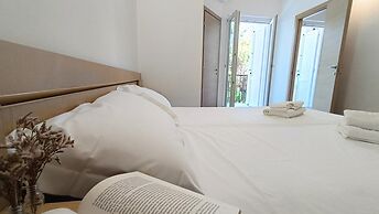 LIDO Rooms and Apartments