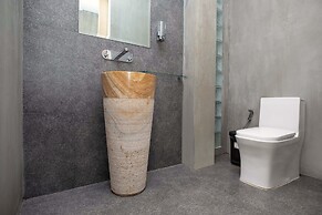 Avant-Garde 4BR Pool Villa Otero Kamala