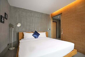 Avant-Garde 4BR Pool Villa Otero Kamala