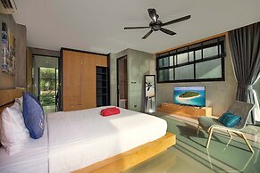 Avant-Garde 4BR Pool Villa Otero Kamala