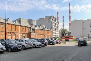 Lumina apart near Muzeum Włókiennictwa