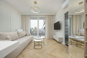 Żupnicza Apartment Warsaw by Renters