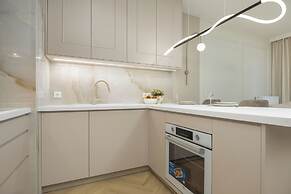 Żupnicza Apartment Warsaw by Renters