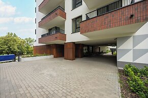 Żupnicza Apartment Warsaw by Renters