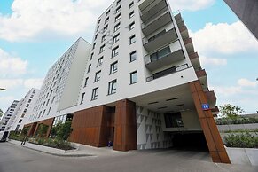 Żupnicza Apartment Warsaw by Renters