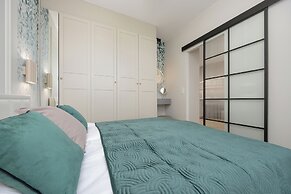 Żupnicza Apartment Warsaw by Renters