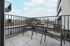 Żupnicza Apartment Warsaw by Renters