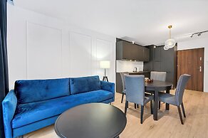 Lumina bright apart with parking