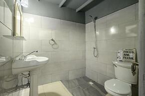 Beautiful 3br4ba Amazing Location w Private Pool