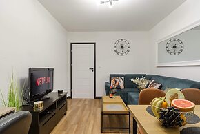 Lumina New 3-room apart with parking