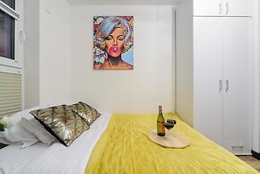 Lumina New 3-room apart with parking