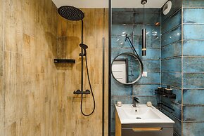 Lumina New 3-room apart with parking