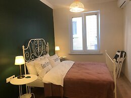 Sapphire Suites Taksim