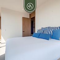 Luxury 2 BR Condo in Reforma - Skyline View - Pool