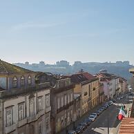 Liiiving in Porto Downtown Riverside Balcony