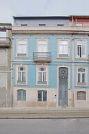 Liiiving in Porto Downtown Riverside Balcony