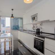 Liiiving in Porto Bright Light Apartment