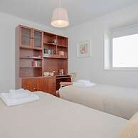 Liiiving in Porto Bright Light Apartment