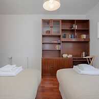 Liiiving in Porto Bright Light Apartment