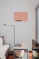 Liiiving in Porto Bright Light Apartment
