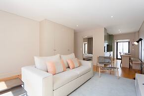 Liiiving in Porto - Light Boutique Apartment