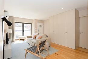 Liiiving in Porto - Light Boutique Apartment