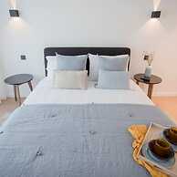 Liiiving in Gaia - Beach Seaside Apartment