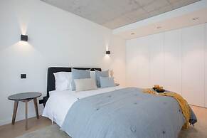 Liiiving in Gaia - Beach Seaside Apartment