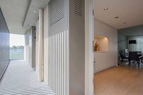 Liiiving in Gaia - Beach Seaside Apartment