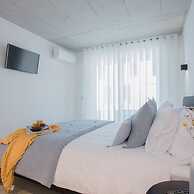 Liiiving in Gaia - Beach Seaside Apartment