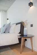 Liiiving in Gaia - Beach Seaside Apartment