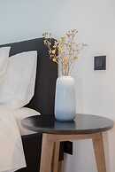 Liiiving in Gaia - Beach Seaside Apartment